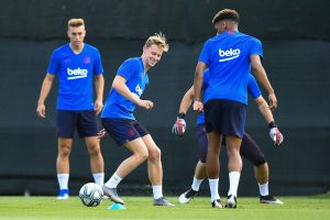 Barcelona stops driving their players to return to football  
