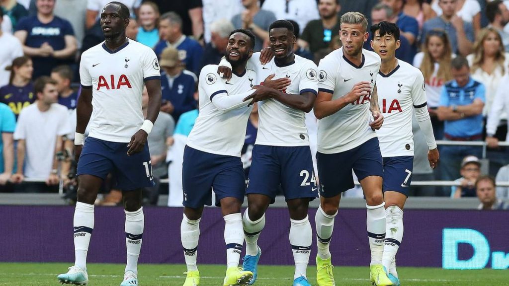 Tottenham Hotspur defender Serge Aurier is set to pay fine