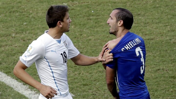 Chiellini admitted he admires Luiz Suarez bite  