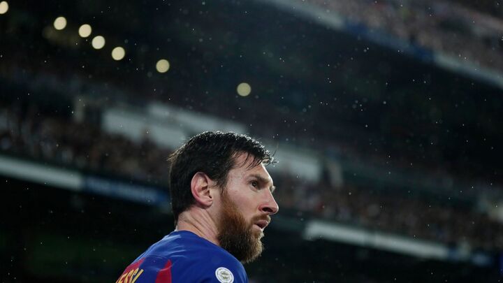 This month, Barcelona will start negotiations with Messi
