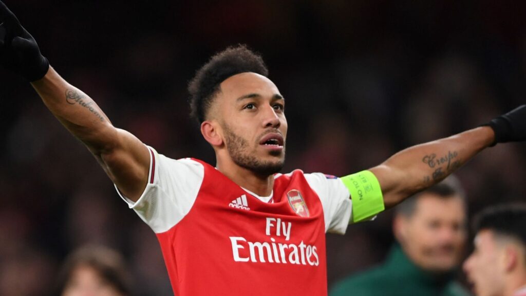 Father of Pierre-Emerick Aubameyang could persuade him to sign another contract with Arsenal
