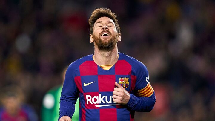 This month, Barcelona will start negotiations with Messi  