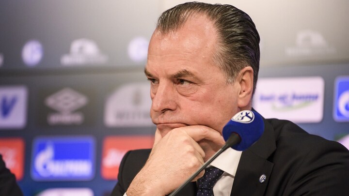 Clemens Tönnies surrendered all of his position at the club  