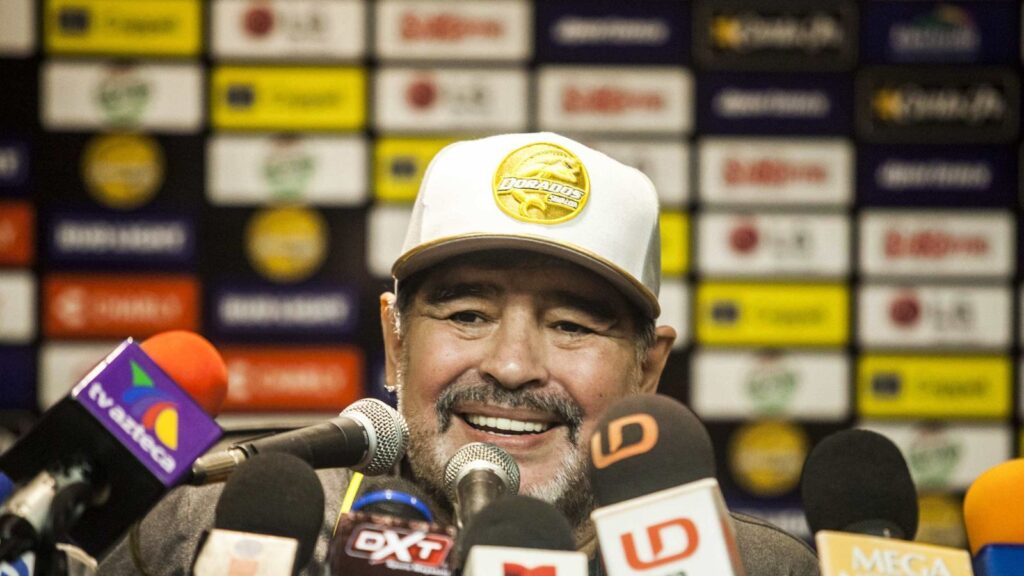 Will Diego Armando Maradona become the next Spanish coach?