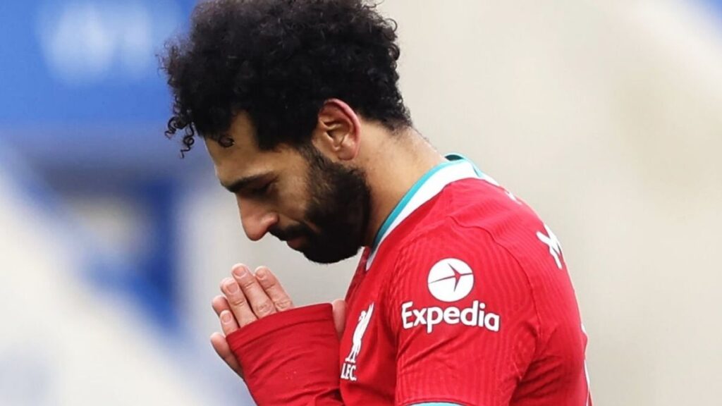 Mohamed Salah calls on world leaders to ‘make sure the violence and killing of innocent people stops immediately’