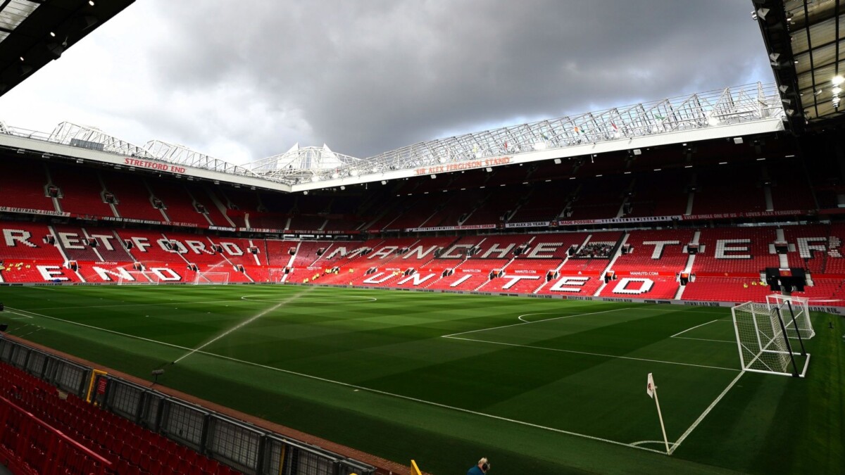 Manchester United fined £256,744 by UEFA for FFP breach