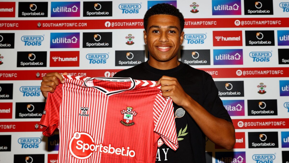 Shea Charles joins Southampton from Man City in £15m deal