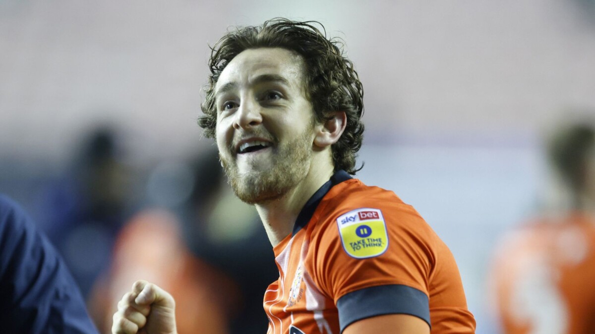 Luton: Tom Lockyer signs new contract after full recovery